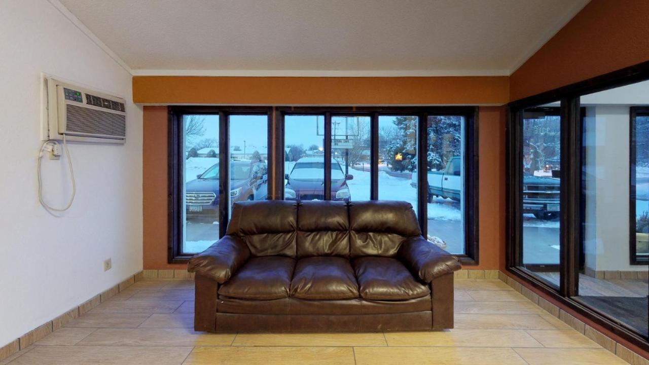 Waconia Inn And Suites מראה חיצוני תמונה
