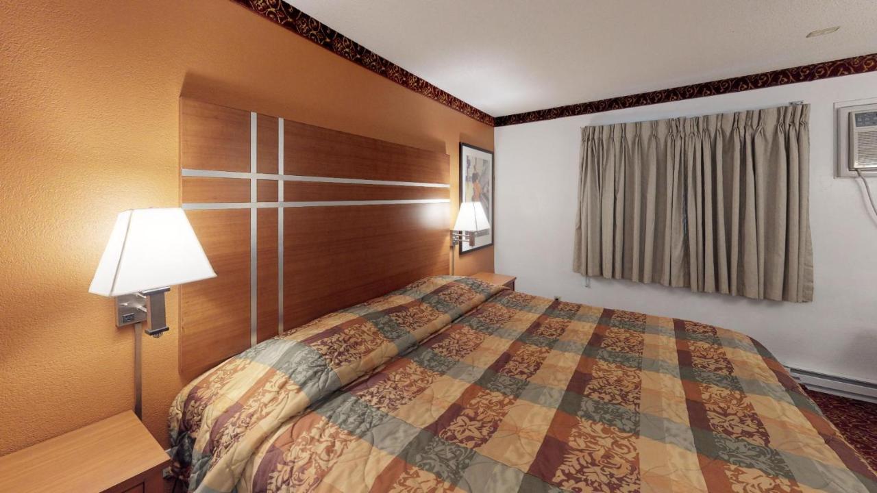 Waconia Inn And Suites מראה חיצוני תמונה